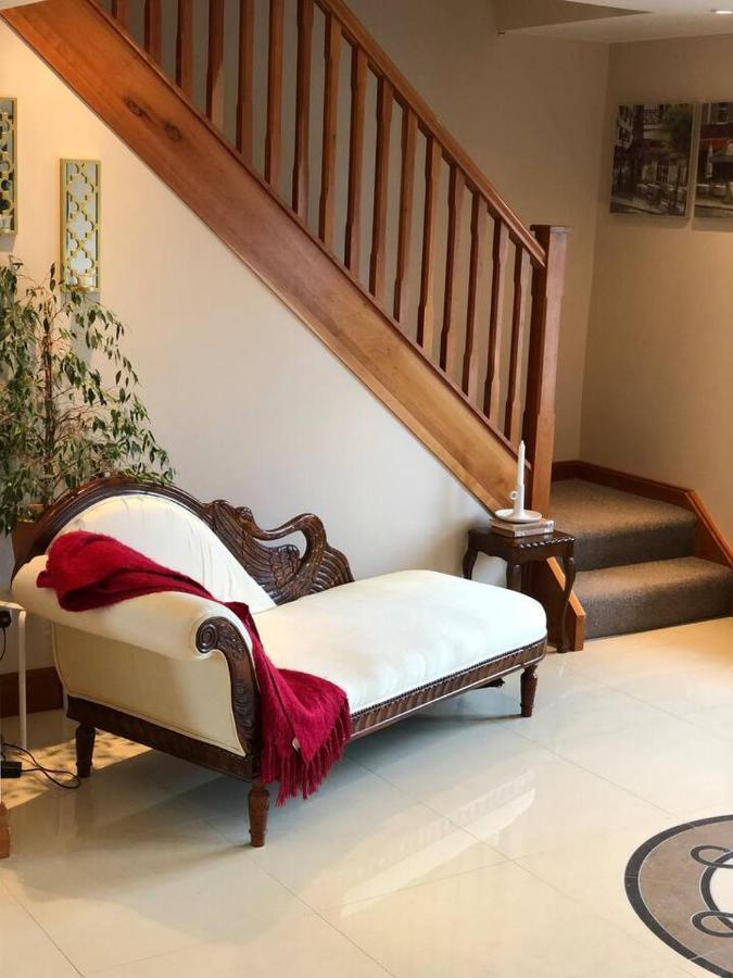 Connemara. 3 Bedroom, 8 Bed, Holiday Home กัลเวย์ ภายนอก รูปภาพ