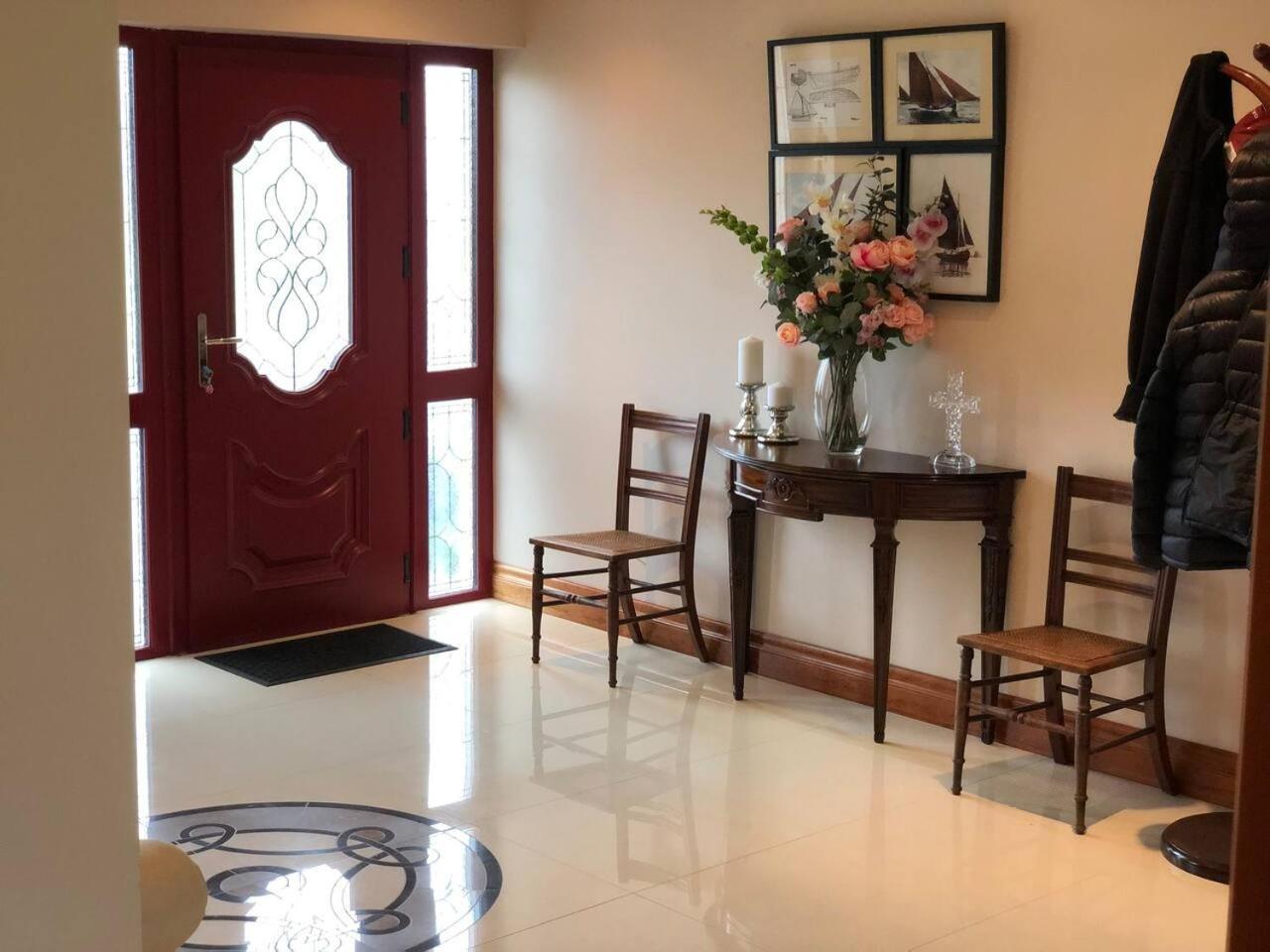Connemara. 3 Bedroom, 8 Bed, Holiday Home กัลเวย์ ภายนอก รูปภาพ